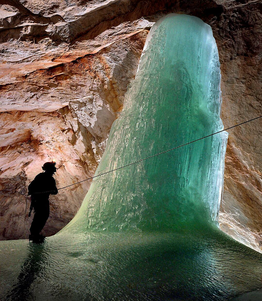 beauty - Caves, Water, Longpost