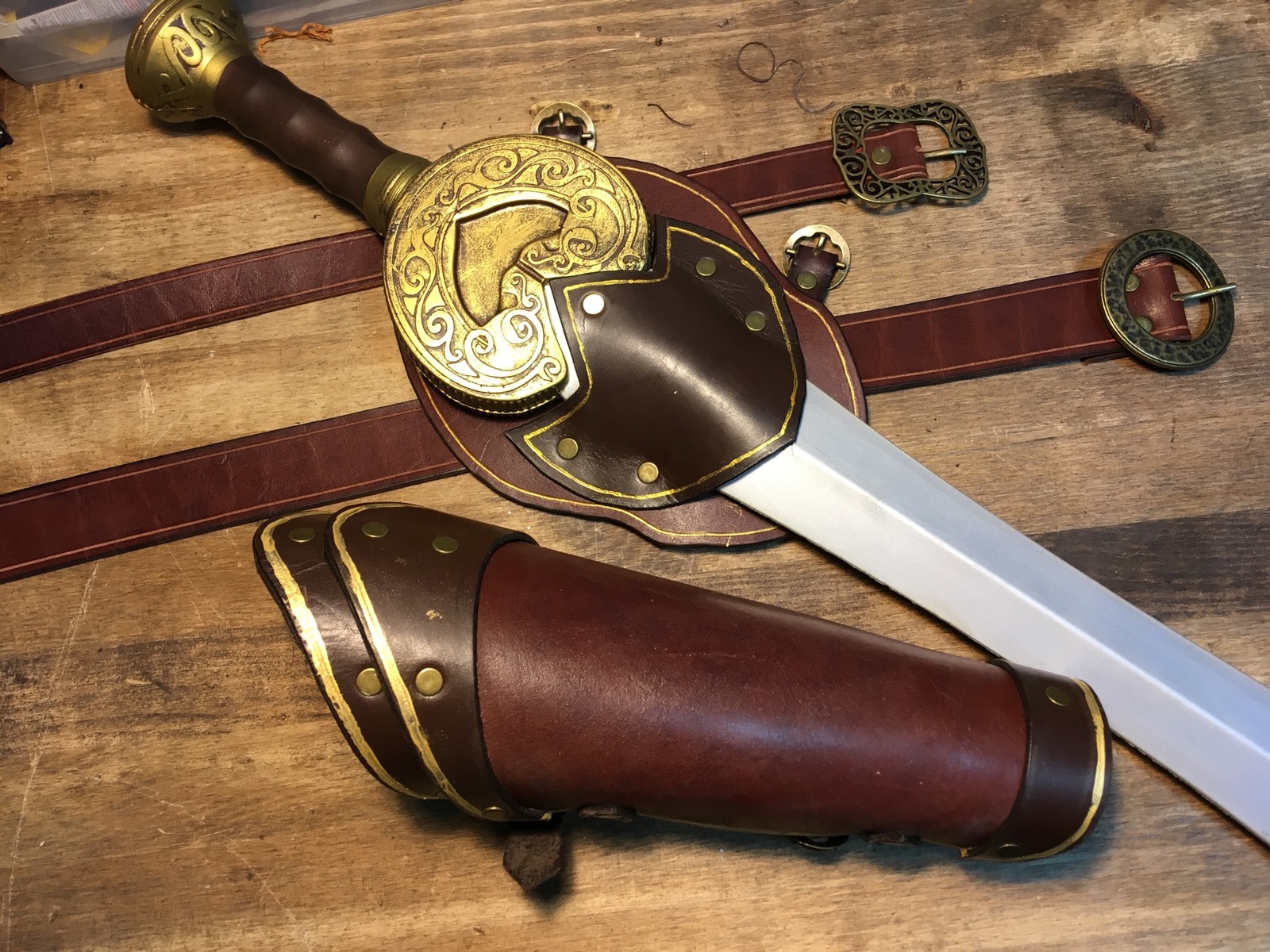 Bracers made of genuine leather. - My, Leather products, Belt, Leather, Leather, Role-playing games, Needlework with process, Sheath, Sword, Longpost