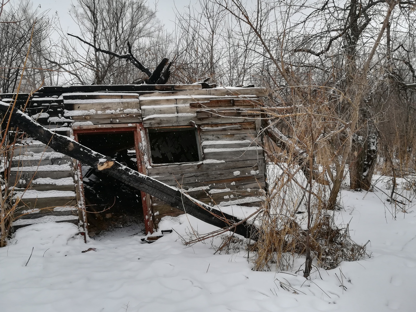 Просто мрачное место за городом. Ассоциации?) - Моё, Башкортостан, Зима, Страшно, Длиннопост