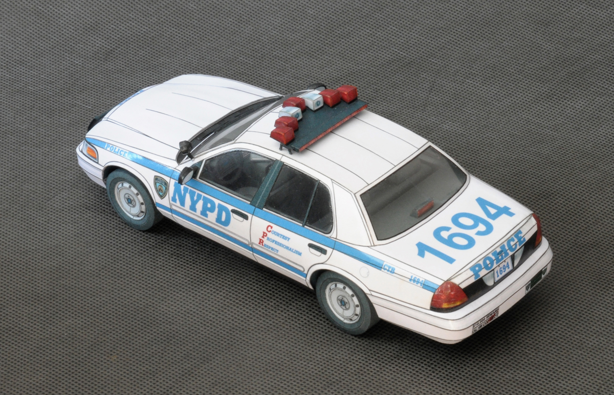 Ford Crown Victoria NYPD 1:25 из бумаги | Пикабу