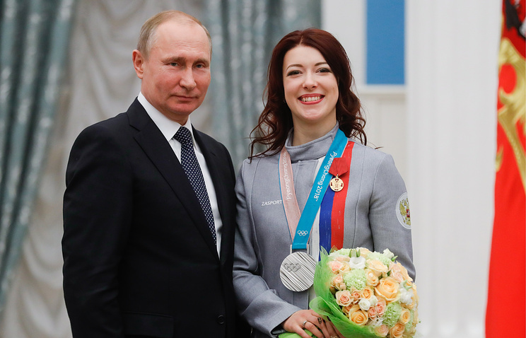 Figure skater Bobrova will sell the car donated to her for Olympic silver for charity - Olympiad, Reward, Kremlin, Vladimir Putin, German automotive industry, 