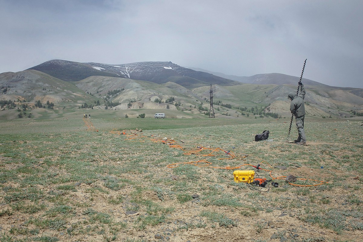 Ode to a loaf. - My, UAZ loaf, Author's story, Field work, Story, Longpost