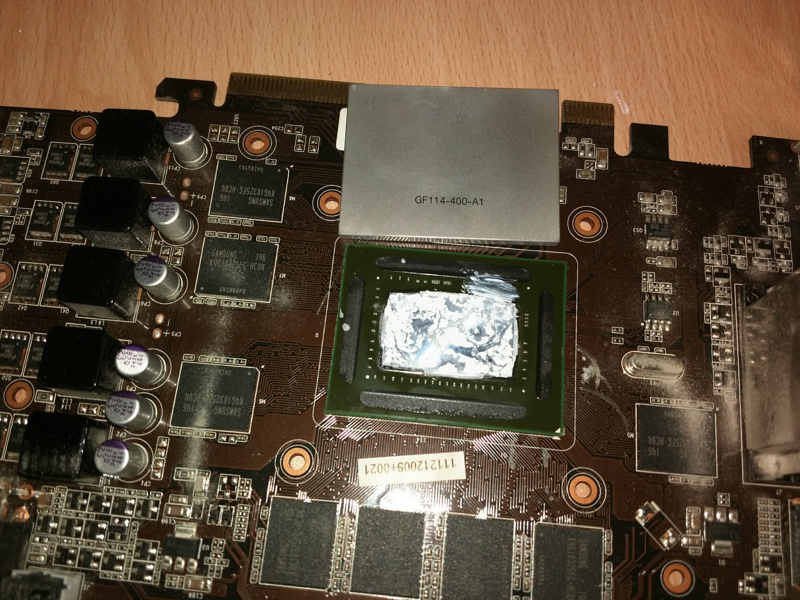 Thermal paste under the Geforce cover - My, Video card, And so it will do, Thermal paste