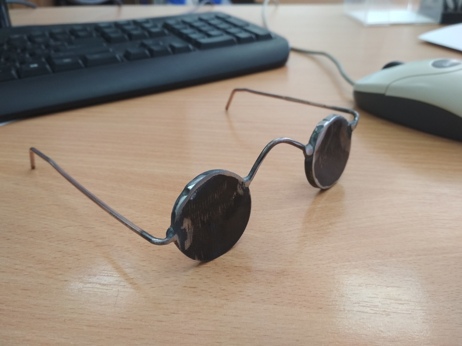 Железные очки | Пикабу