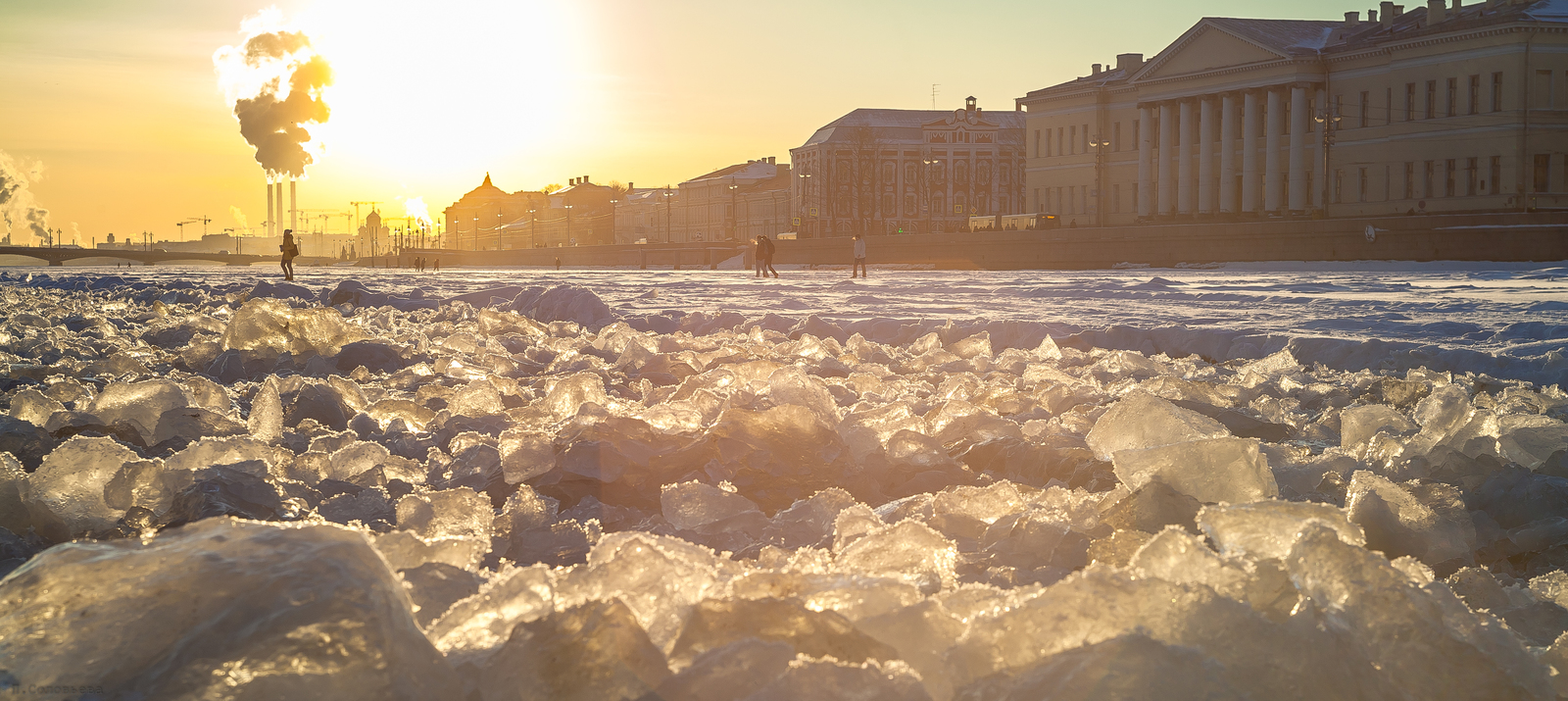 Neva under the ice. - My, Saint Petersburg, Neva, St. Petersburg walks, Town, Longpost