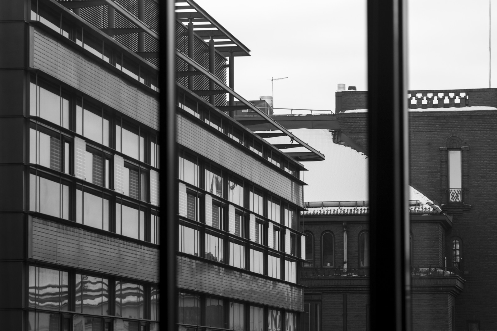 Black and white - My, Black and white photo, Town, Glass, Bricks