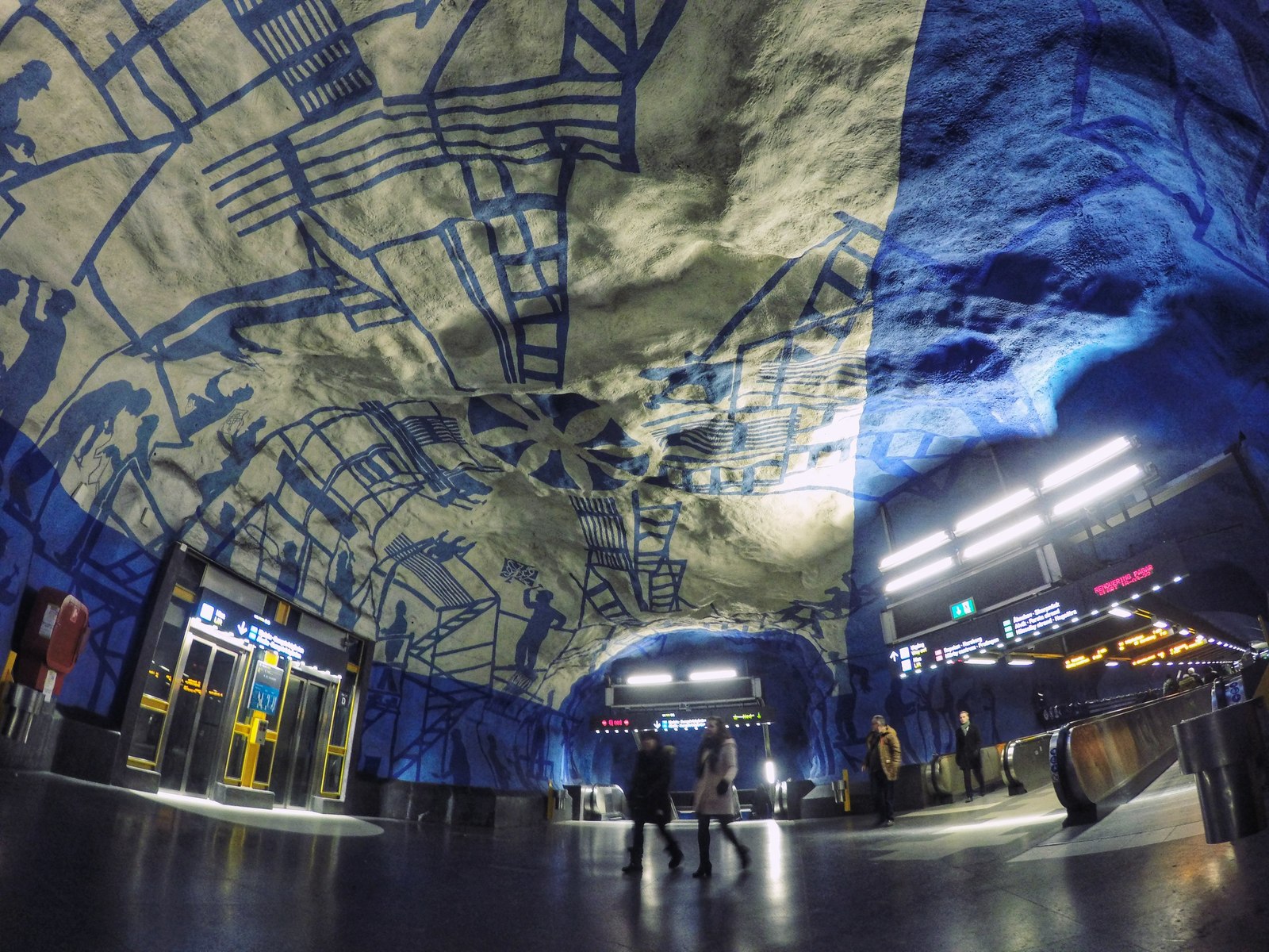 The beautiful metro of Stockholm and my way to it - My, Stockholm, Metro, Beautiful, Longpost, The photo, GoPRO, Travels, Painting