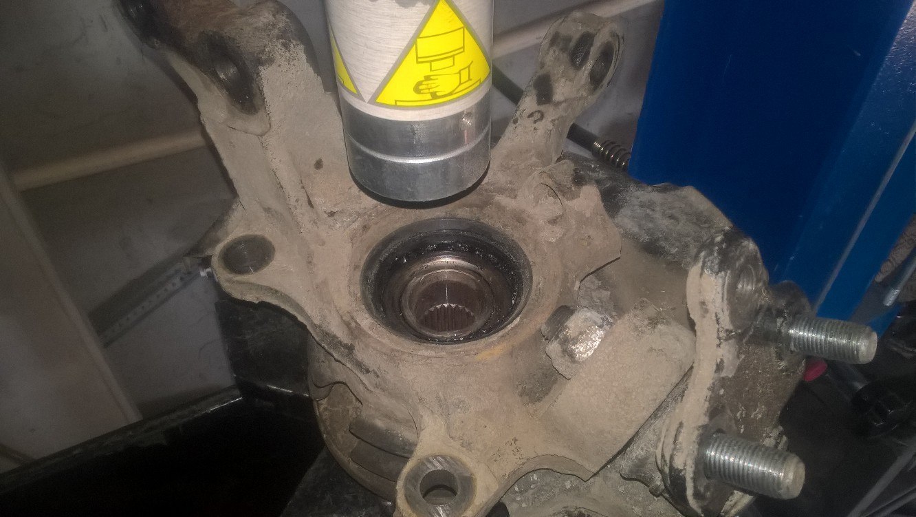 An example of how homemade replacement of wheel bearings leads to their rapid failure - My, Car service, Chelyabinsk, Repair, Auto, Bearing, Toyota, Toyota Caldina, Longpost