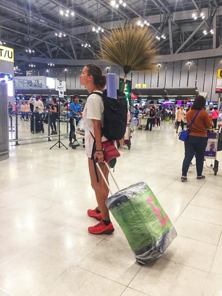 Thai panicle sets off to travel the world - Thailand, Travels, The airport