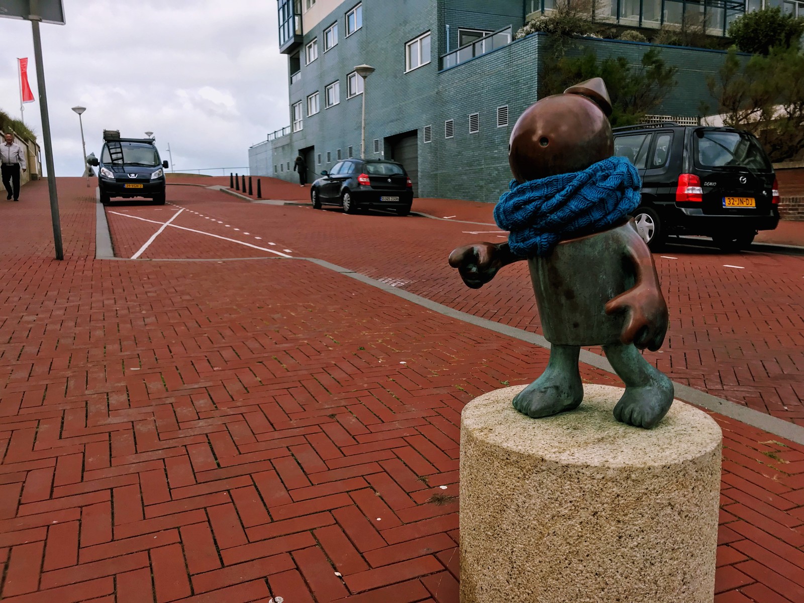 Funny sculptures on the embankment of Scheveningen in Holland - Sculpture, Little men, , Hague, Netherlands, Holland, , Longpost, Netherlands (Holland)