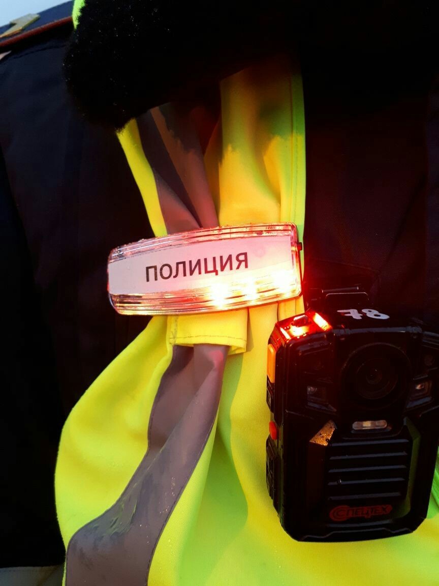 In Kazakhstan, they came up with flashing lights for foot policemen. - news, Kazakhstan, Police