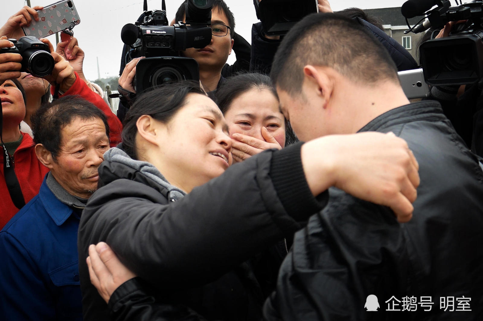 The river from childhood leads home - China, Missing person, Found a man, Longpost