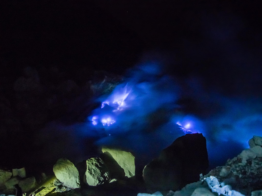 Blue blood of volcanoes - The photo, Volcano, Lava, Person, Photographer, Longpost