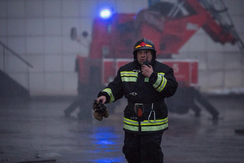 Low bow to you guys. - Kemerovo, Firefighters, Heroes, Rescuers, Longpost