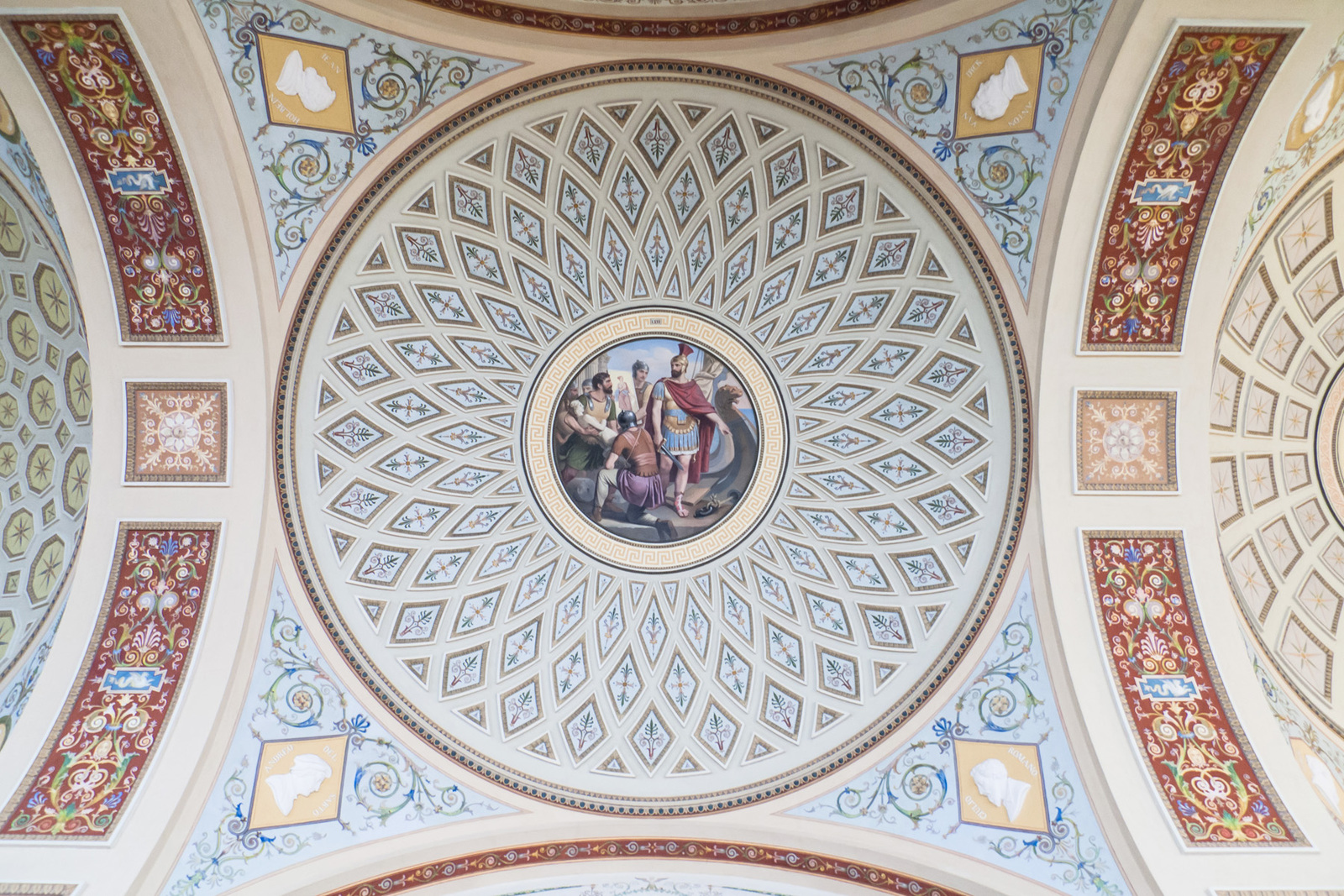 Ceilings of the Hermitage, amateur photos - My, Castle, Hermitage, Art, Architecture, Ceiling, Panasonic Lumix, Longpost