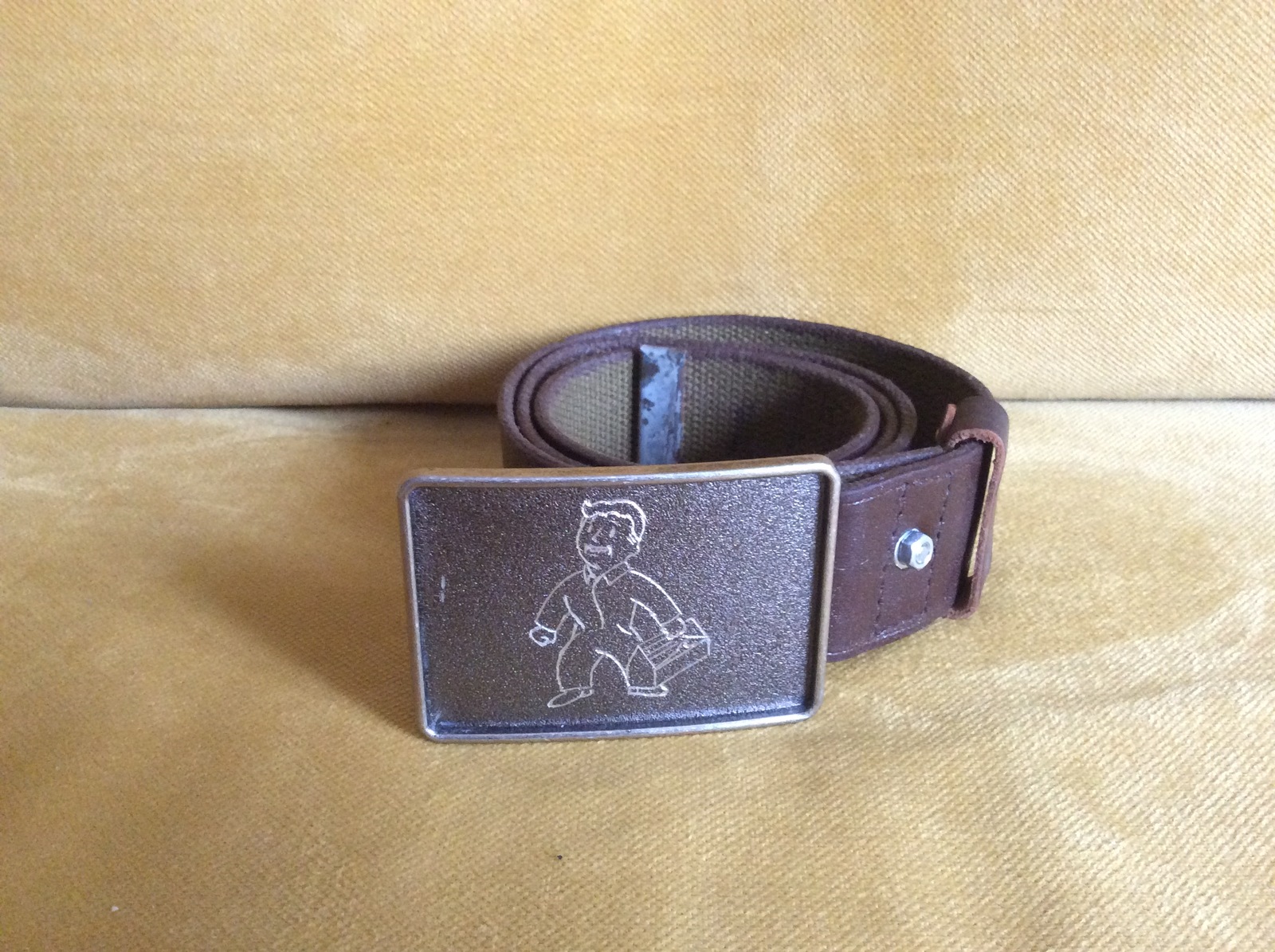 Belt with a badge - engraving: step by step production - My, Belt, Engraving, Vault boy, Longpost