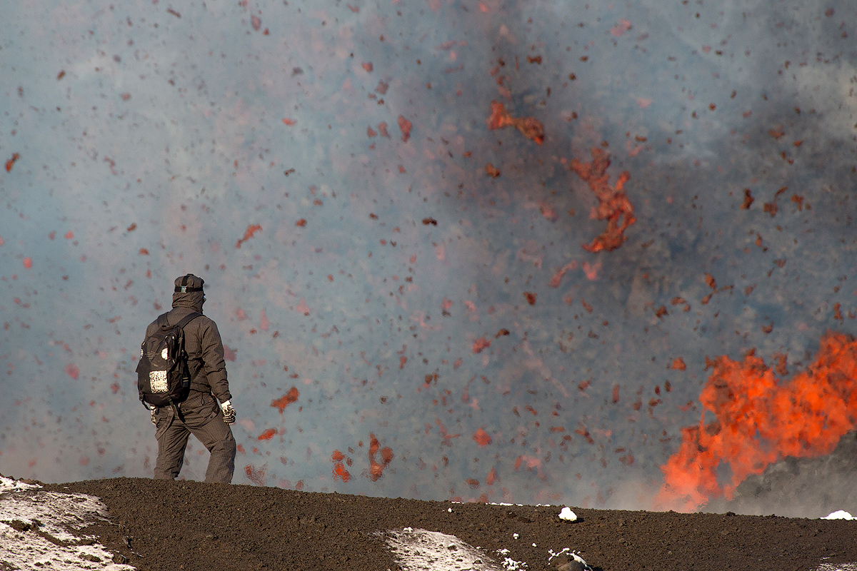 On the edge of a crater - My, Kamchatka, Travels, Nature, Volcano