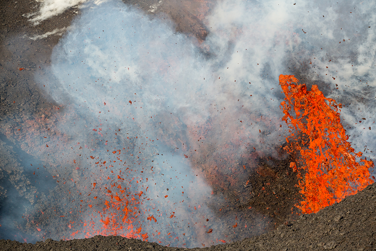 On the edge of a crater - My, Kamchatka, Travels, Nature, Volcano