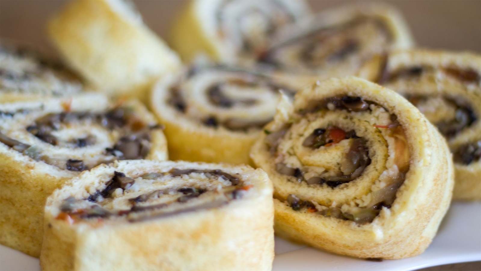 Snack - biscuit roll with mushrooms - My, Recipe, Video recipe, Cooking, Food, Irinacooking, Roll, Breakfast, Snack, Video, Longpost