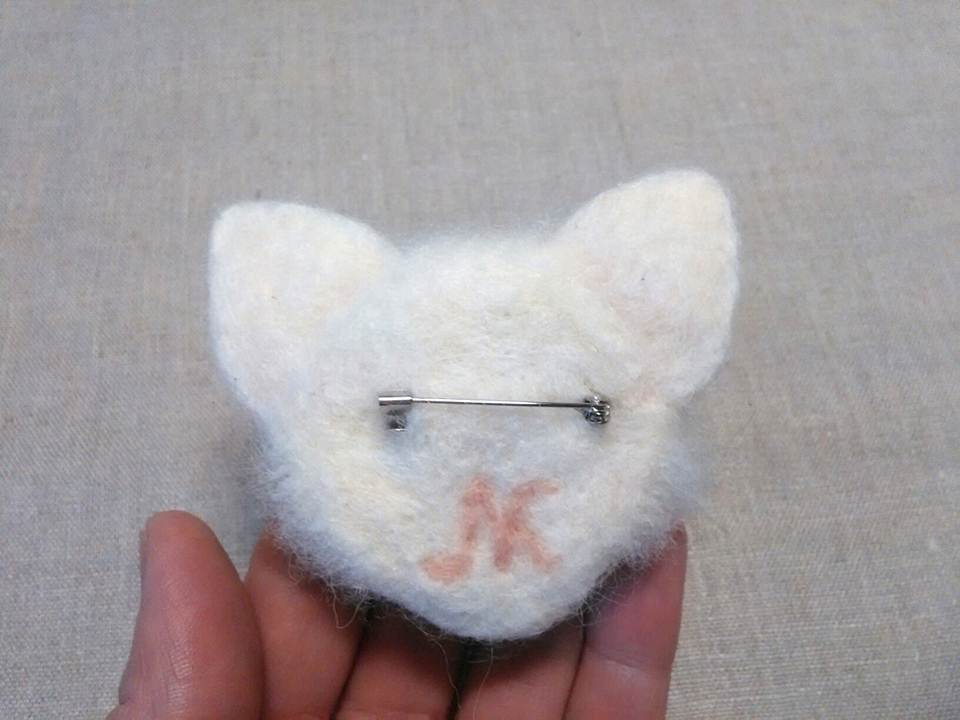 Brooch, dry felting. My first work for pikabushnik)) - My, Needlework without process, Brooch, Dry felting, Longpost