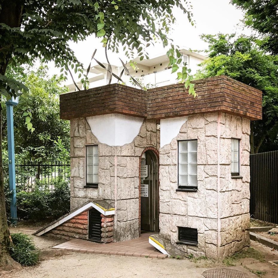 Tokyo is a city of contrasts. Public toilets in Japan - Japan, Tokyo, Public toilet, Images, Longpost