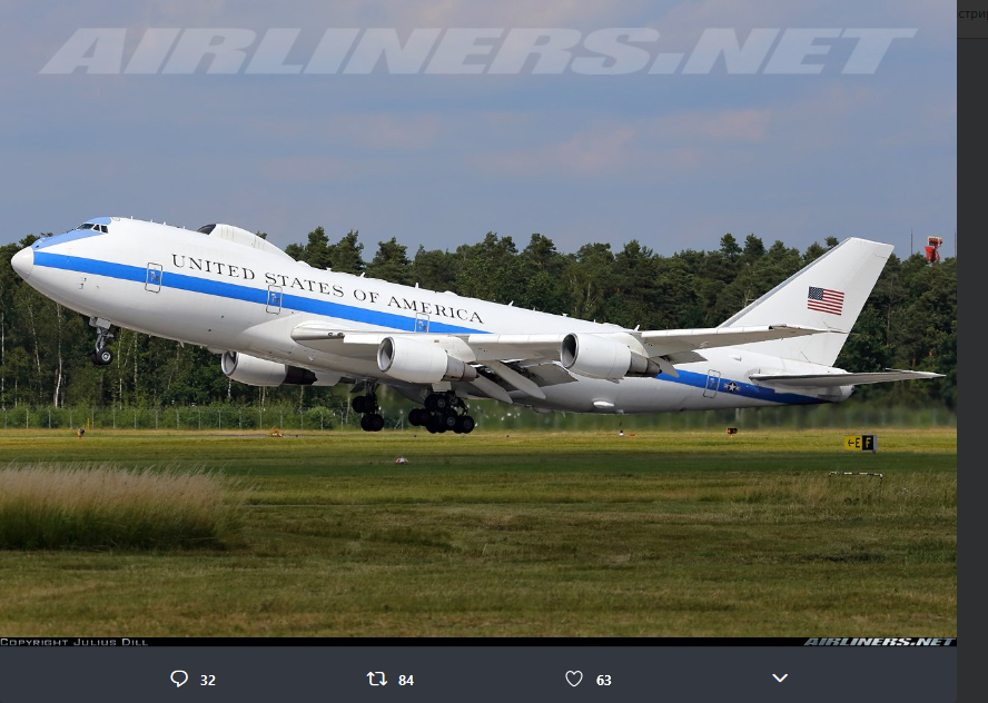 US lifts Boeing 747 E-4B Nightwatch airborne command post - Airplane, USA, Aviation, 