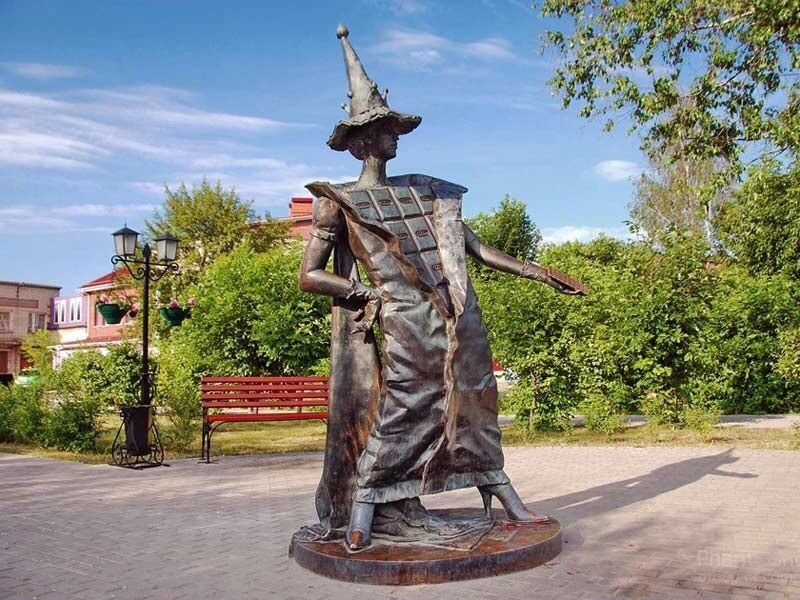 Monument to chocolate in Pokrov - Chocolate, Fairy, Monument, Russia, Cover, Interesting