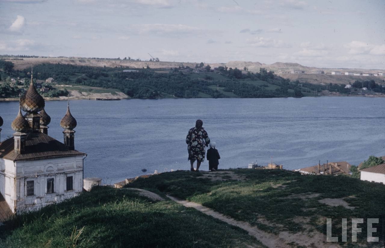 Фотографии американского туриста. Путешествие по Волге 1958 г. Часть 3. |  Пикабу