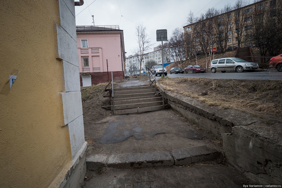 Murmansk: cursed city (I. Varlamov) part 3. - Murmansk, Ilya Varlamov, Darkness, Mat, Travels, Livejournal, Longpost