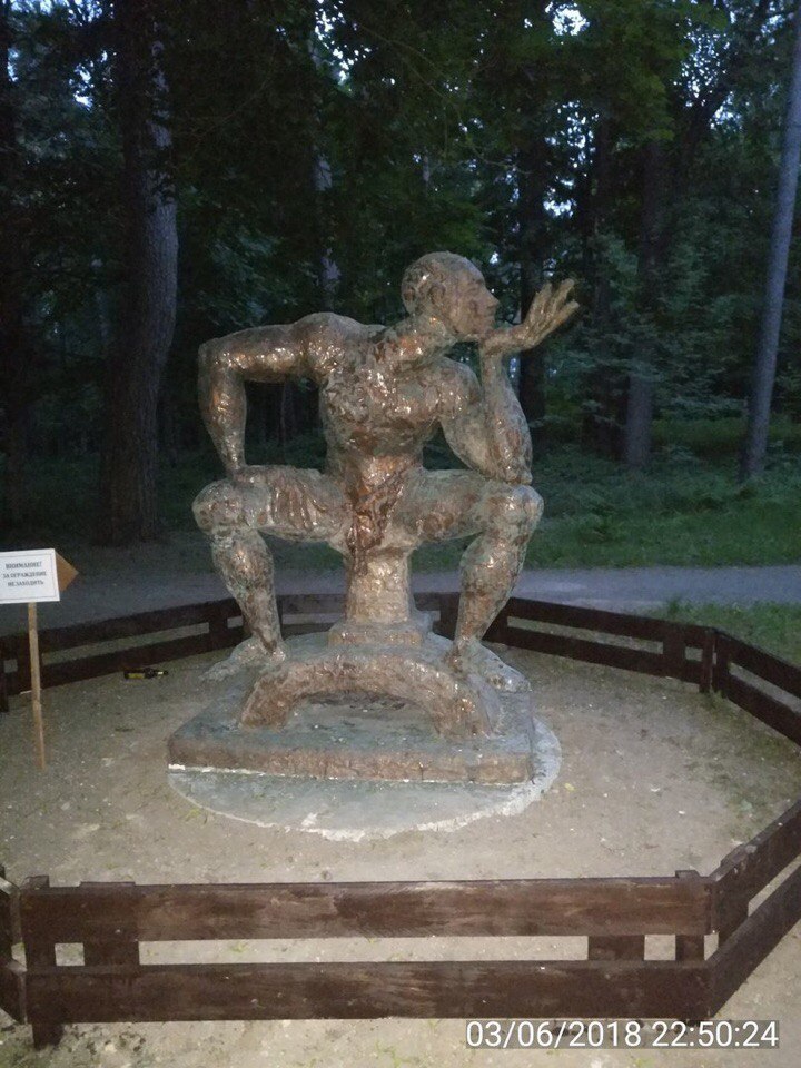 Who will impale him, he is a monument! - Monument, Zelenogorsk, In contact with