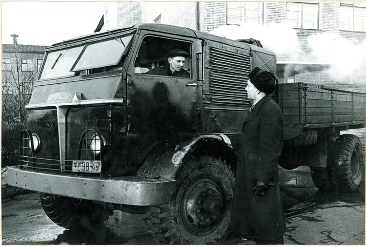 НАМИ-012. Советский паровой грузовик - Нами, Нами-012, Нами-018, Паровой автомобиль, Паровой двигатель, Лесовоз, Тягач, Длиннопост, СССР