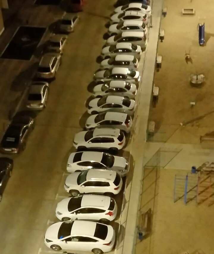 Find the silver spy - Car, Krasnodar, Night, Courtyard