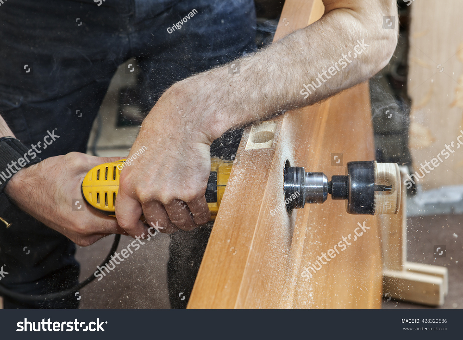 Professional craftsmen from stockers - Shutterstock, Crooked hands, Longpost