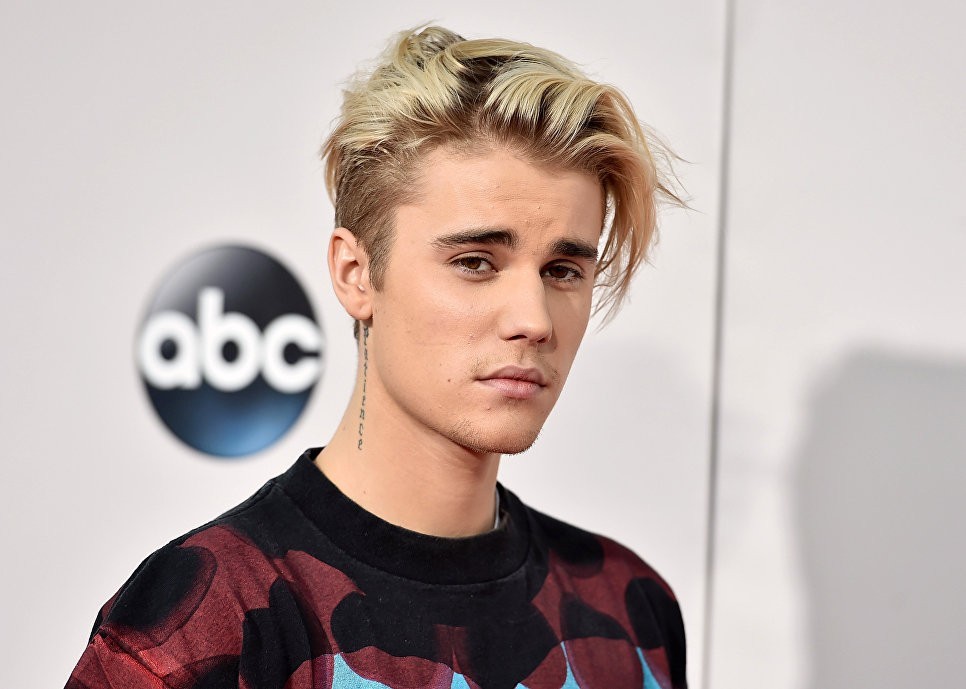 Justin Bieber Confirms He's Marrying Model and TV Host Hailey Baldwin - Justin Bieber, The singers, Wedding, Engagement, Longpost