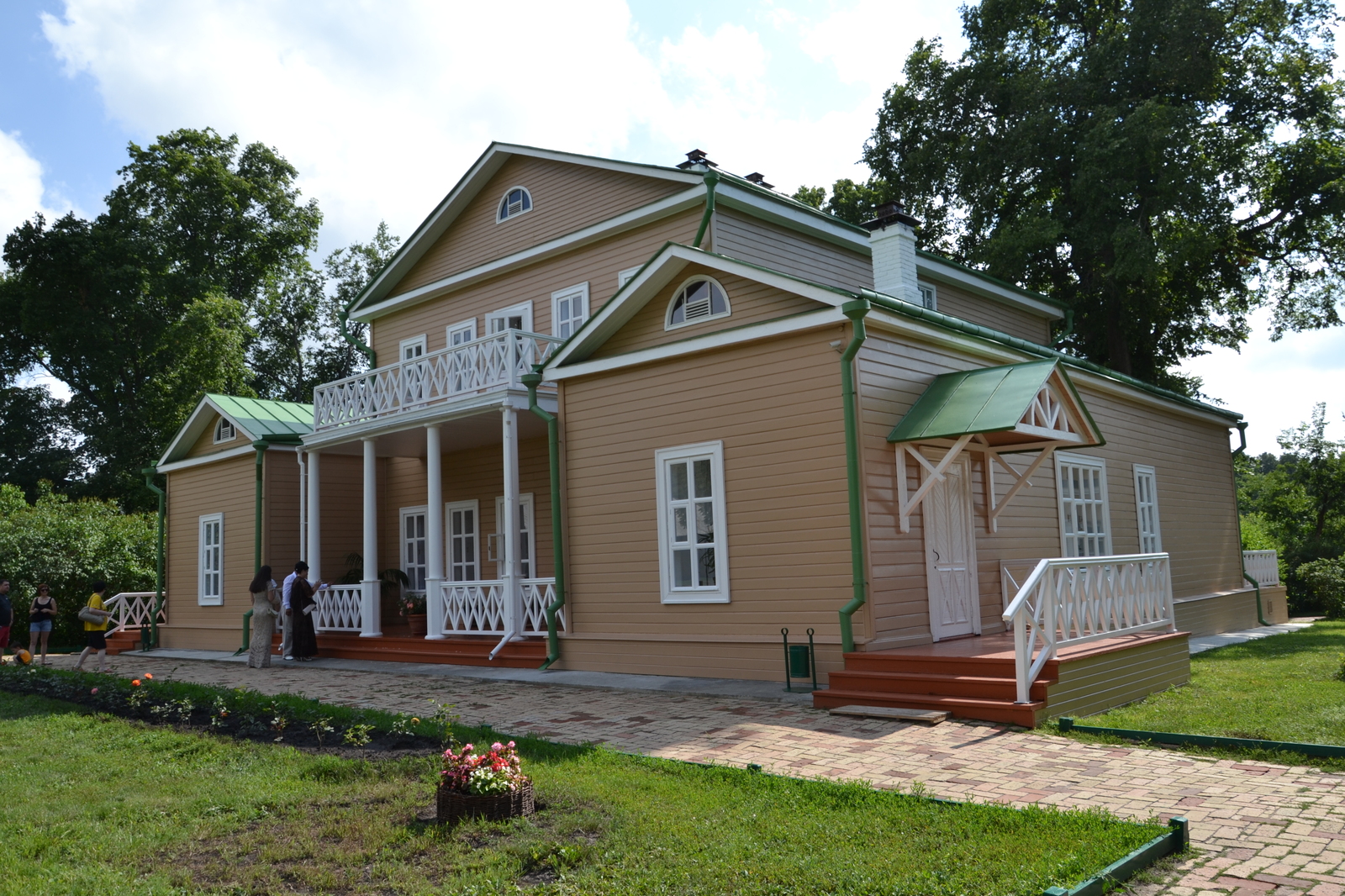 Тарханы экскурсия. Тарханы Пенза. Тарханы Тамбов. Экскурсия в Тарханы из Пензы.