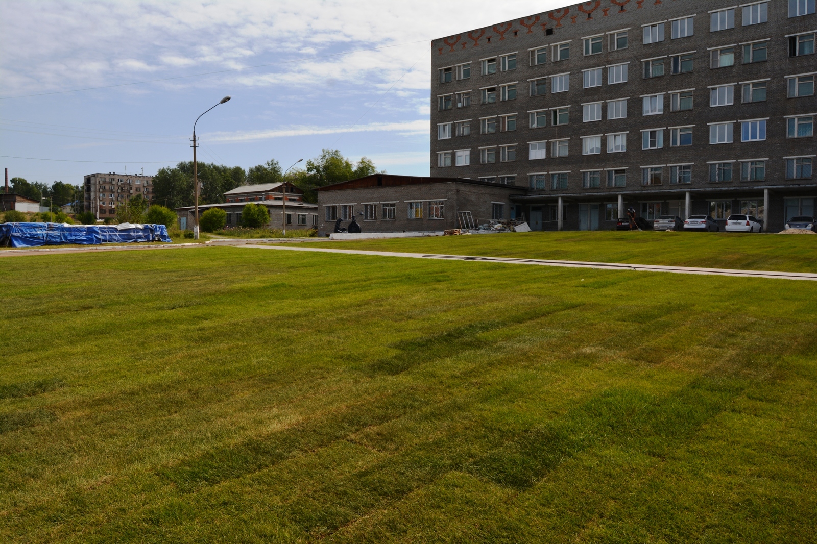 Football field next to the children's hospital in Bratsk - Bratsk, Irkutsk, Hospital, Beautification, The medicine, Children, Lawn, Football, Longpost