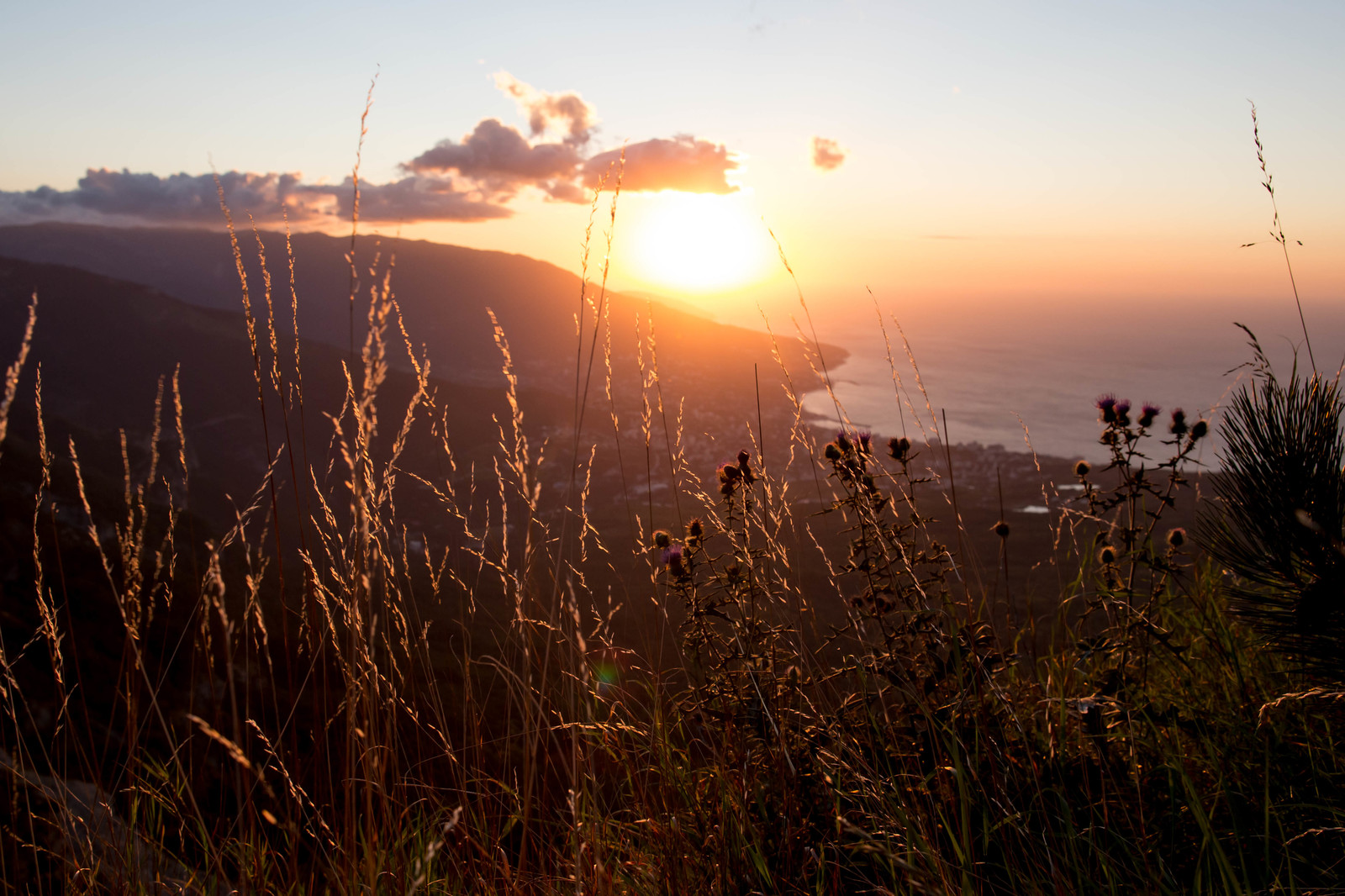 Journey to the Starry Tale on Ai-Petri. - My, Hike, Travels, Tourism, Crimea, Russia, The mountains, Sea, dawn, Longpost