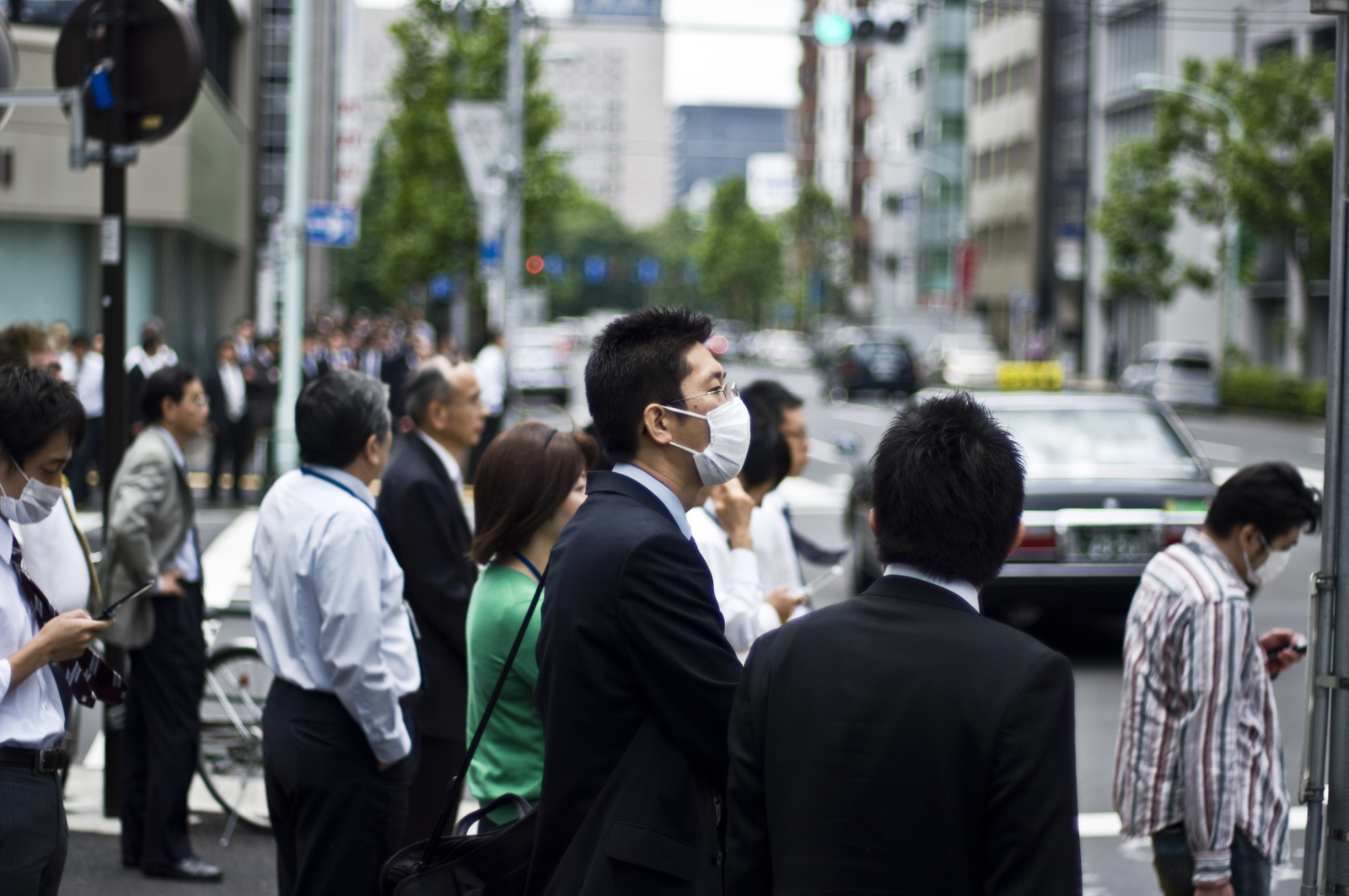 Японские Коллеги Сняли Стресс В Офисе