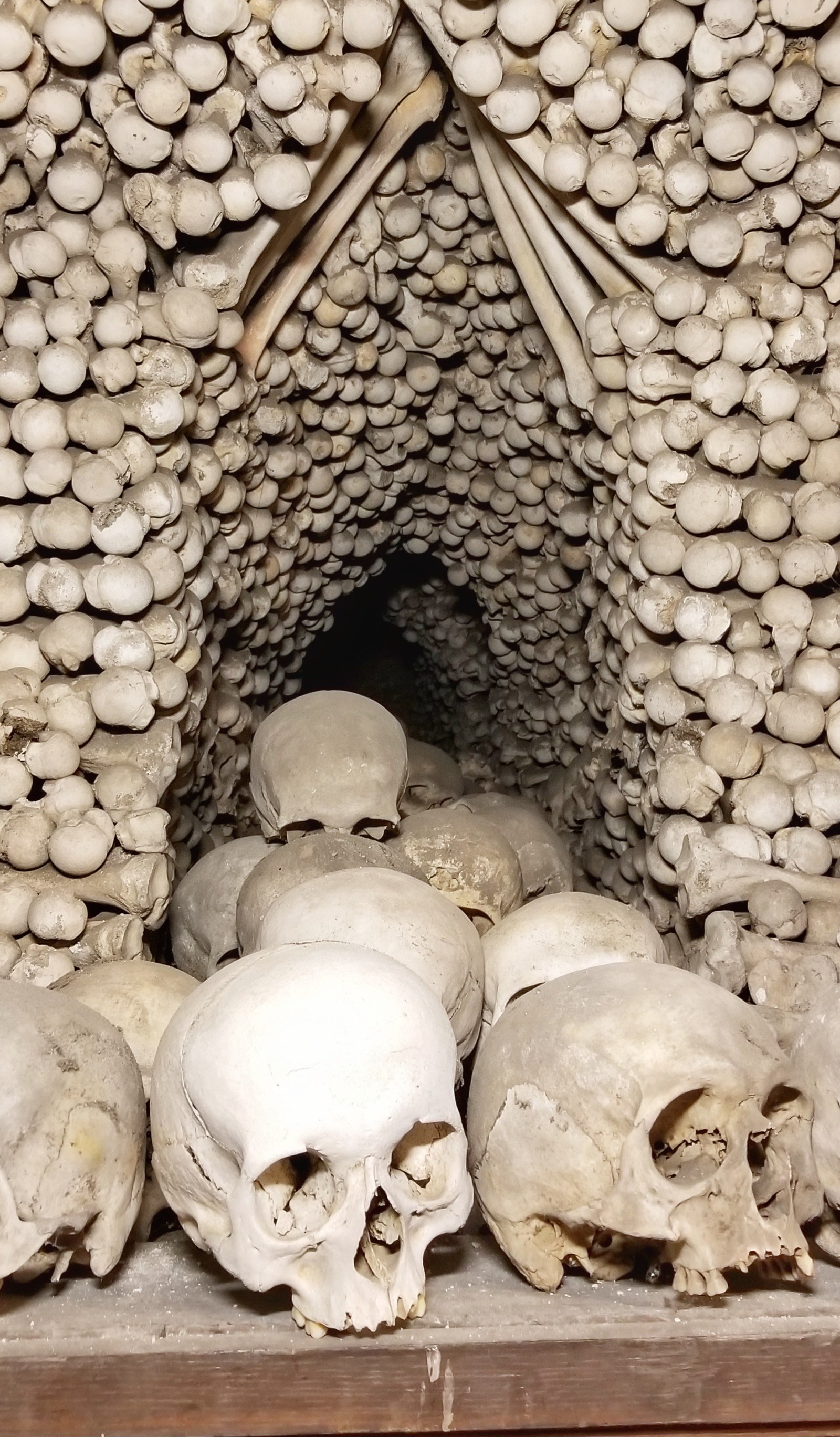 Ossuary of Kutna Hora. Czech - My, Czech, Prague, Kutna Hora, Ossuary, Longpost