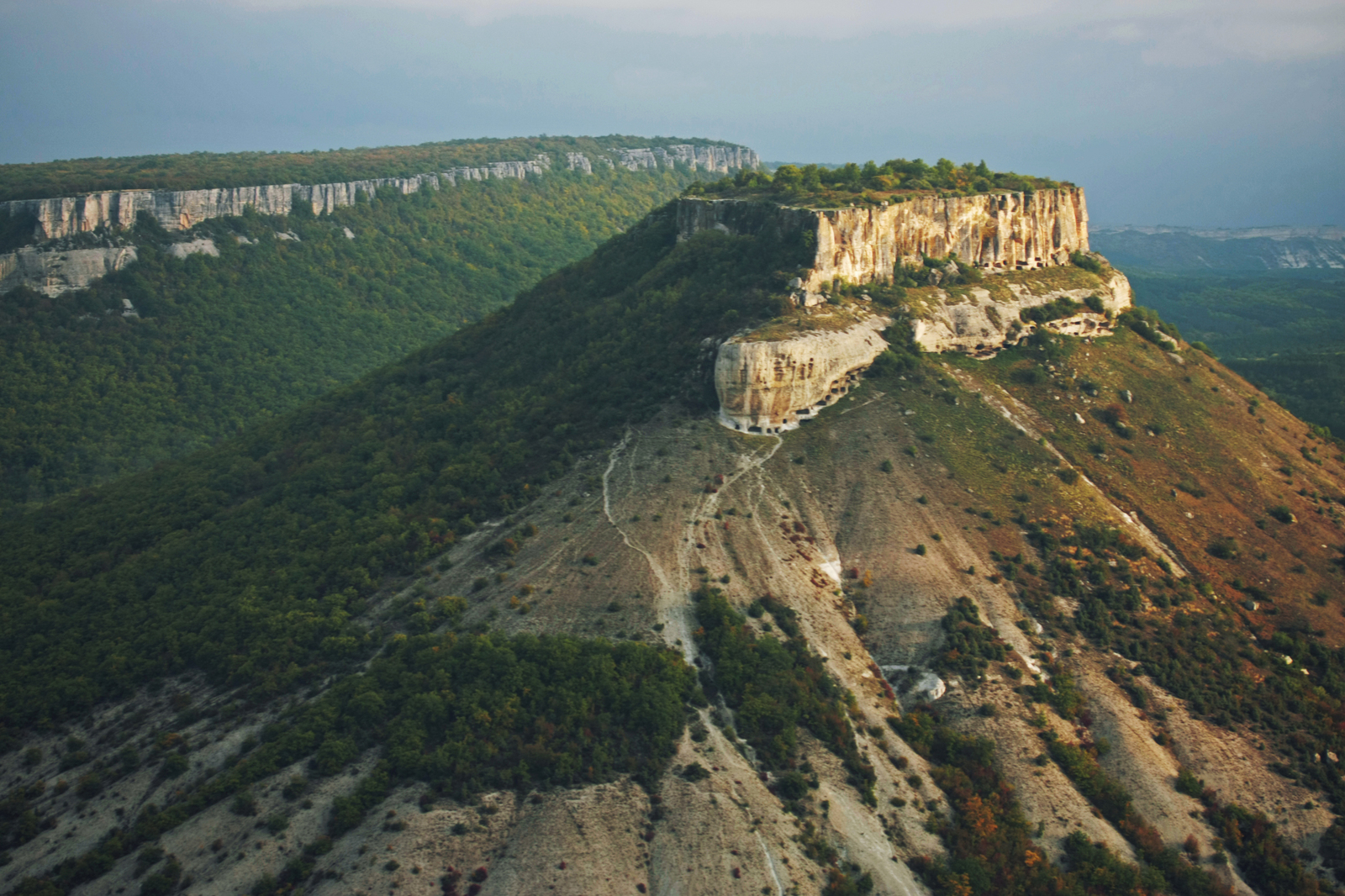 Flying over the Crimean mountains. - My, Crimea, Bakhchisarai, The photo, Height, Flight, The mountains, Morning, Tepe Kermen, Longpost