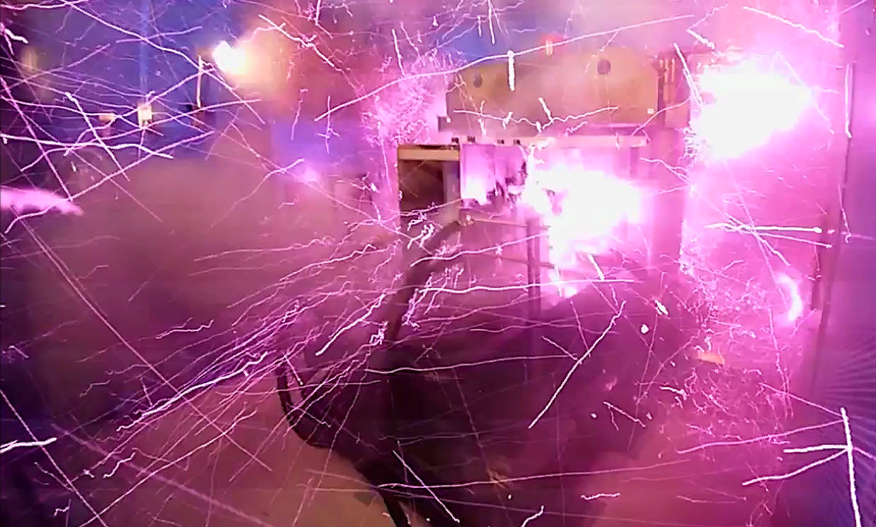 Japanese scientists accidentally blow up a laboratory during an experiment with an artificial magnetic field - , Induction, Japanese scientists, Video, Longpost