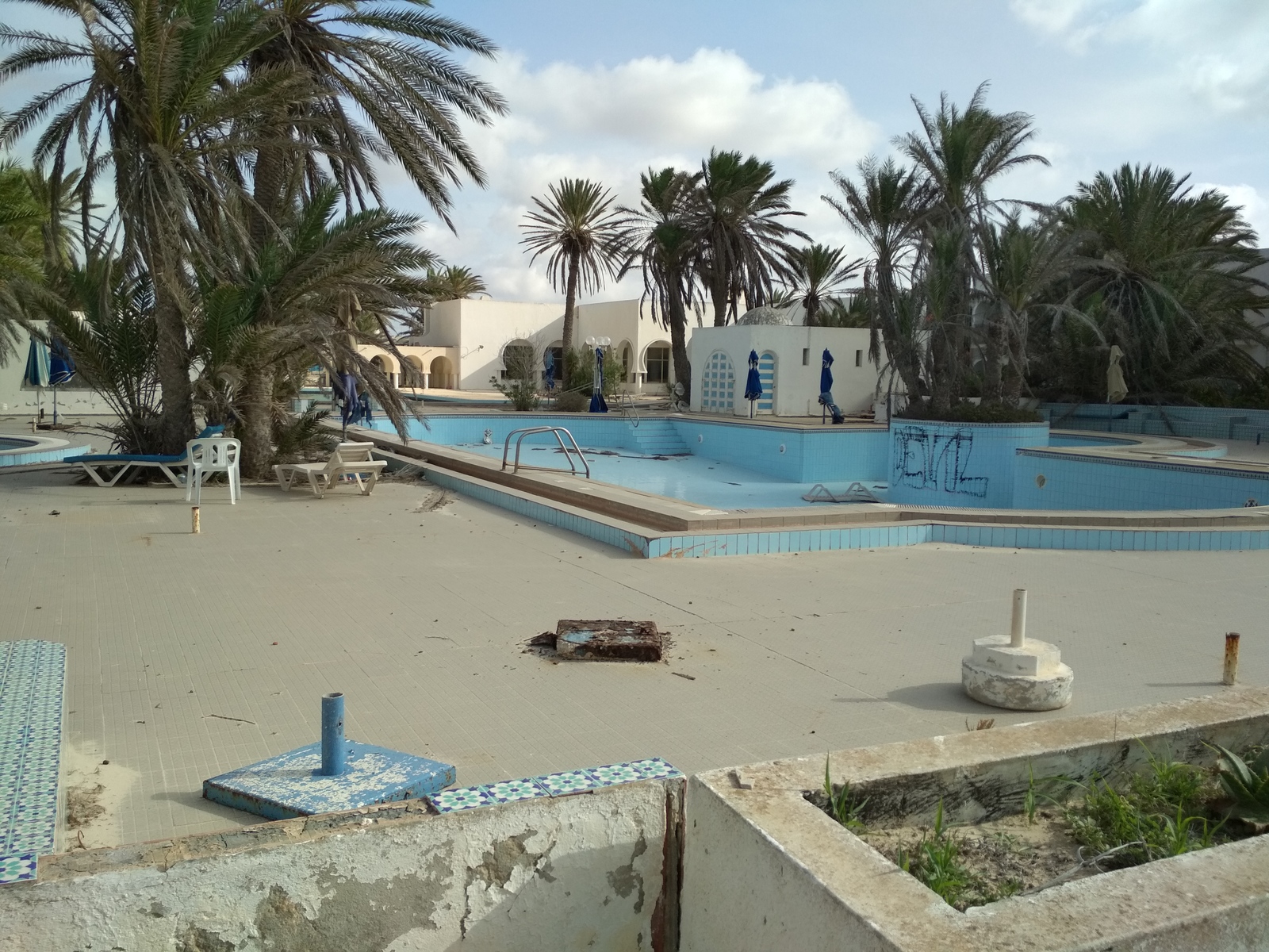 Abandoned hotel. - My, Tunisia, Abandoned, Longpost