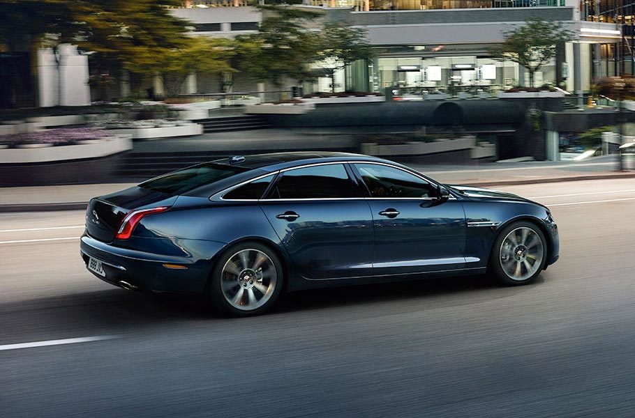 Comfort and dynamics of the Jaguar XJ: the history of the executive sedan - History of the car, , , Longpost, Car history