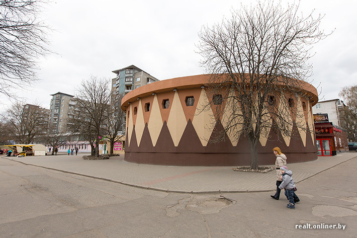 How the stone flower turned into a stone bag - Architecture, A restaurant, Reconstruction, the USSR, Longpost, Republic of Belarus, Story, Minsk