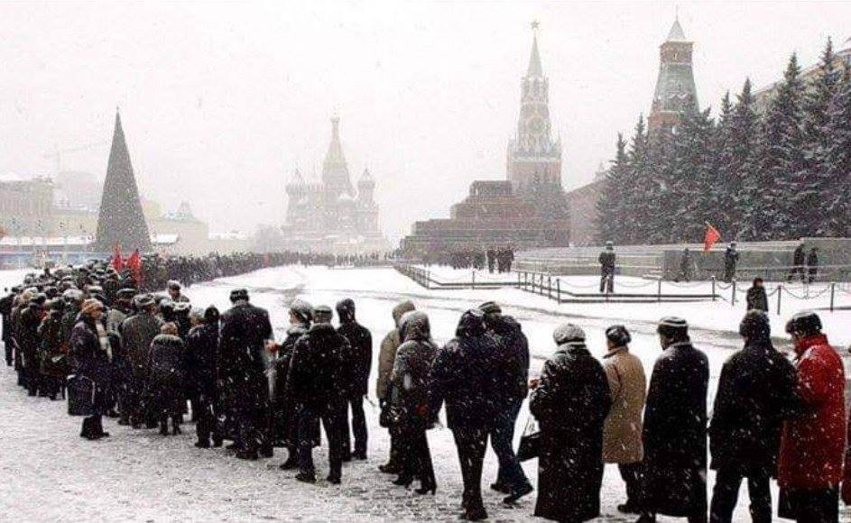 The queue to the Lenin Mausoleum January 21, 2019 - Lenin, Queue, Mausoleum, date, Moscow, Memory, From the network