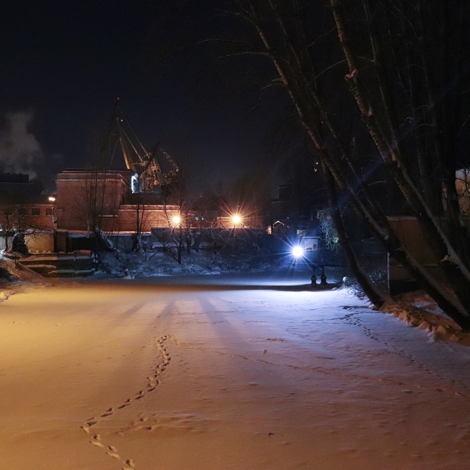 Night over the shipyard - My, Beginning photographer, The photo, Night