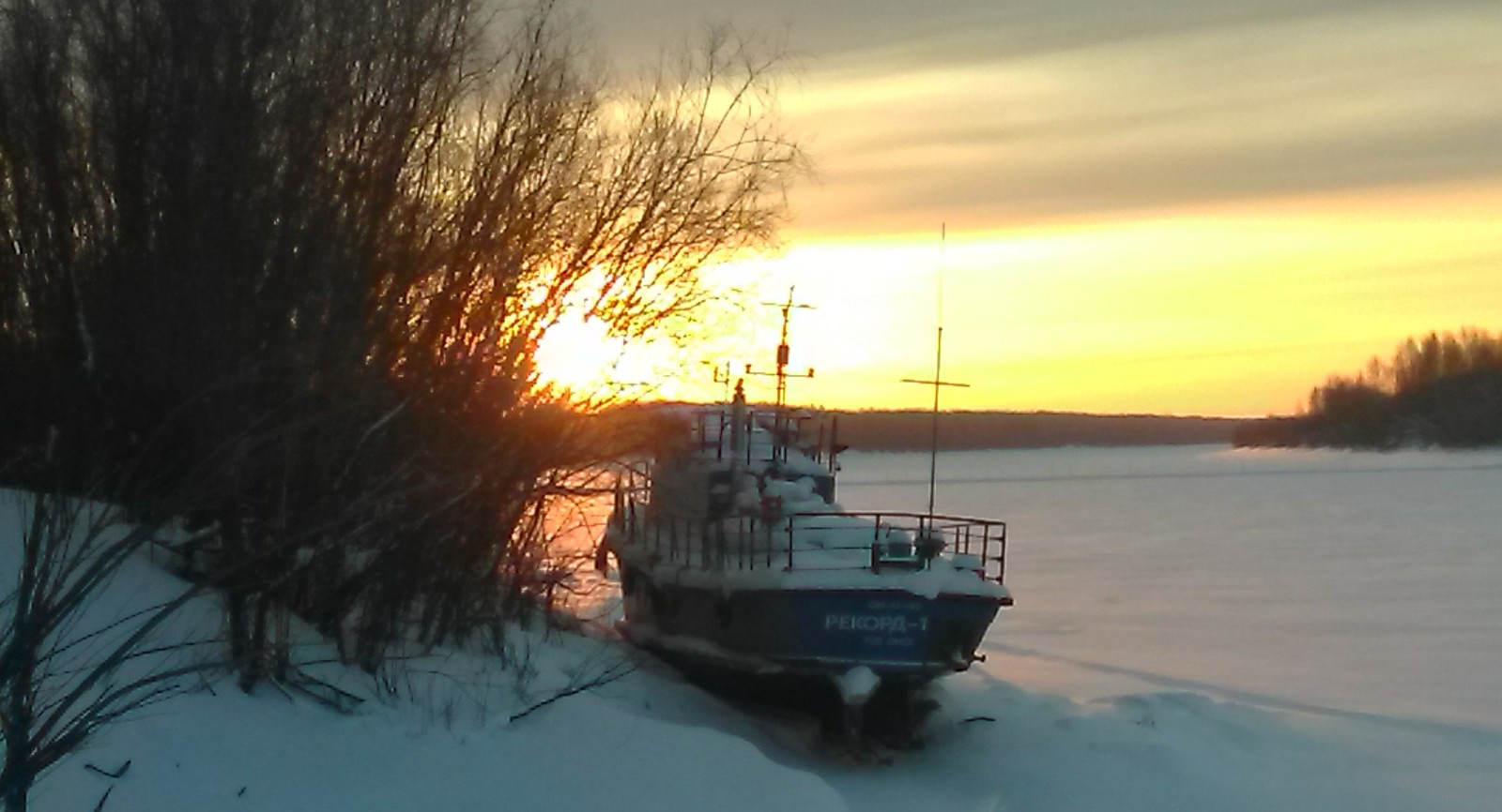 Winter sleep, three months before awakening - My, Winter, River, White boats, Longpost