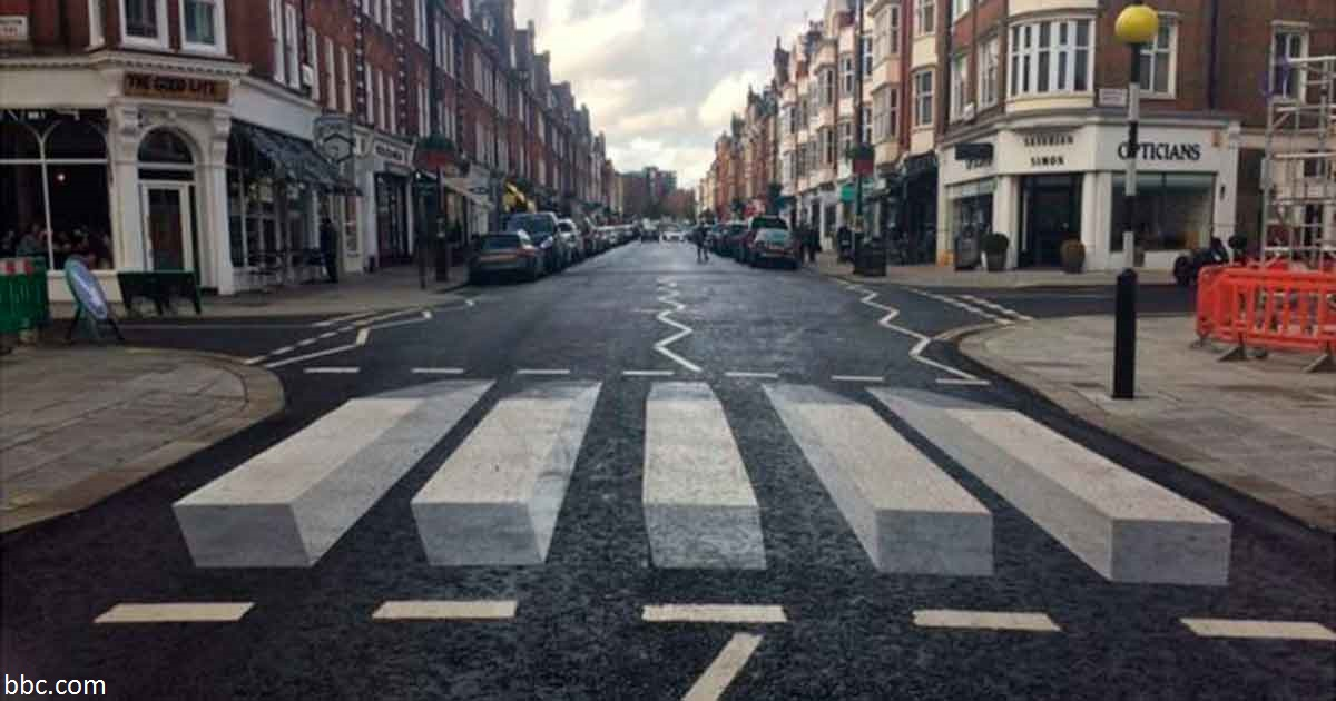 The first 3D zebra in the country has been installed in the UK. Everyone slows down! - Great Britain, Crosswalk, 