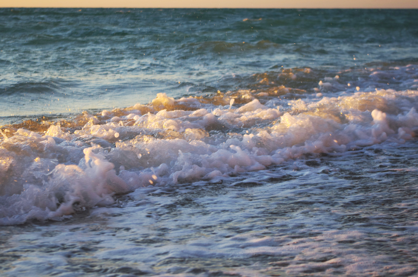 Evening in Kacha. - My, Crimea, Favelas, Kacha, The photo, Its own atmosphere, Sea, Sunset, Samostroy, Longpost