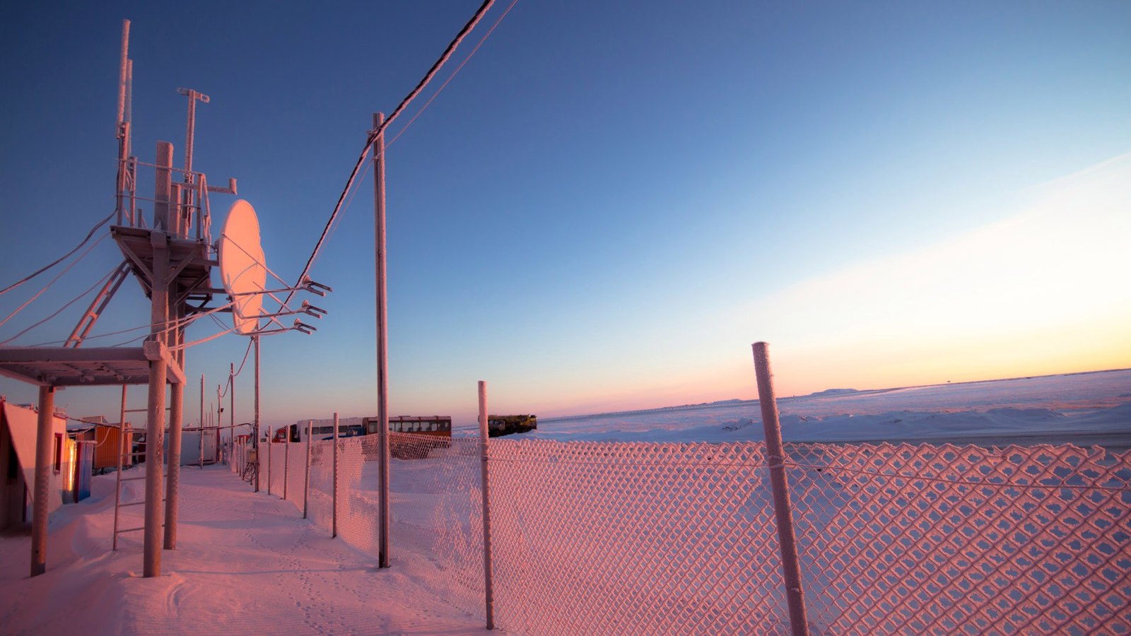 Sunsets and sunrises beyond the Arctic Circle - My, Sabetta, Yamal, Canon, Canon 650d, Sigma, Sunset, dawn, The photo, Longpost